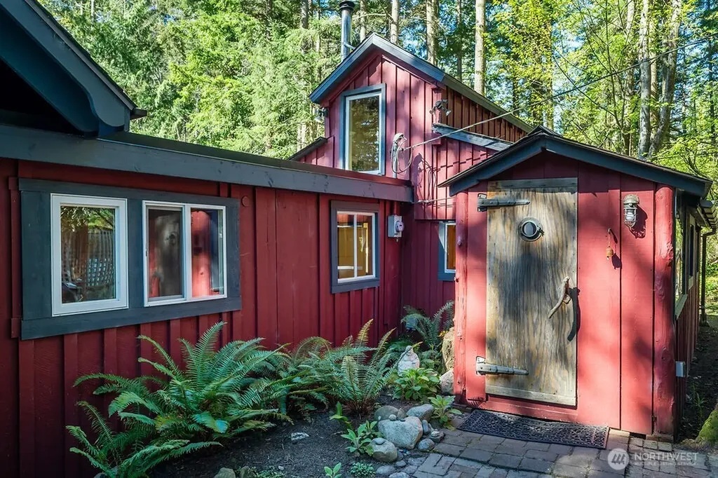 4160 Mud Bay Road Lopez Island WA 98261