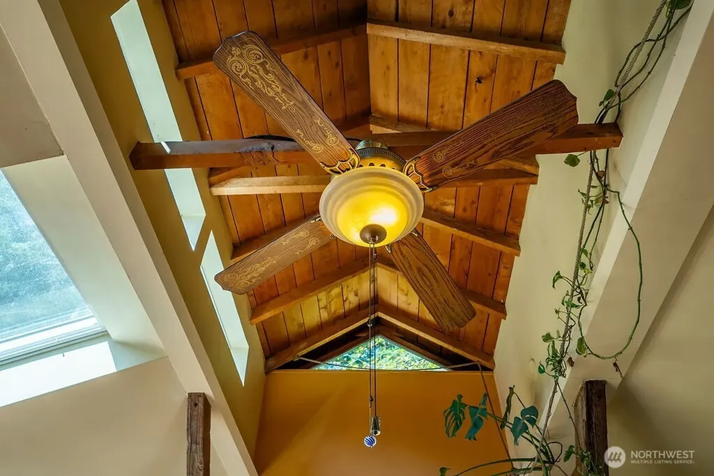 4160 Mud Bay Road Lopez Island WA 98261