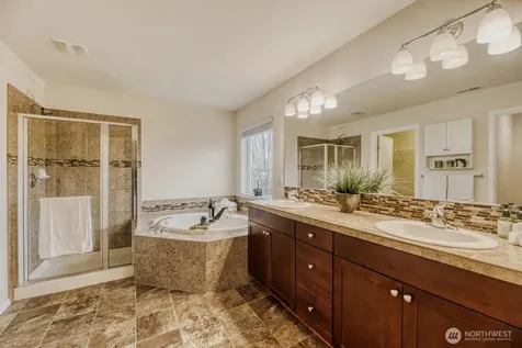 8623 11th Place SE Lake Stevens WA 98258