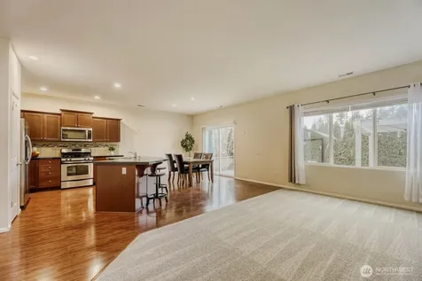 8623 11th Place SE Lake Stevens WA 98258