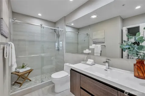 530 4th Avenue W Seattle WA 98119