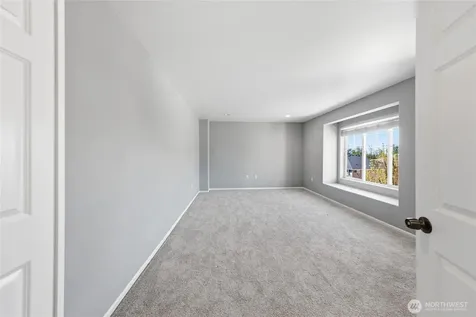 1123 S 36th Street Renton WA 98055