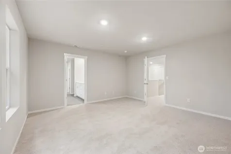712 129th Street E Tacoma WA 98445