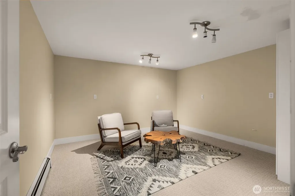 4606 S Andover Street Seattle WA 98118