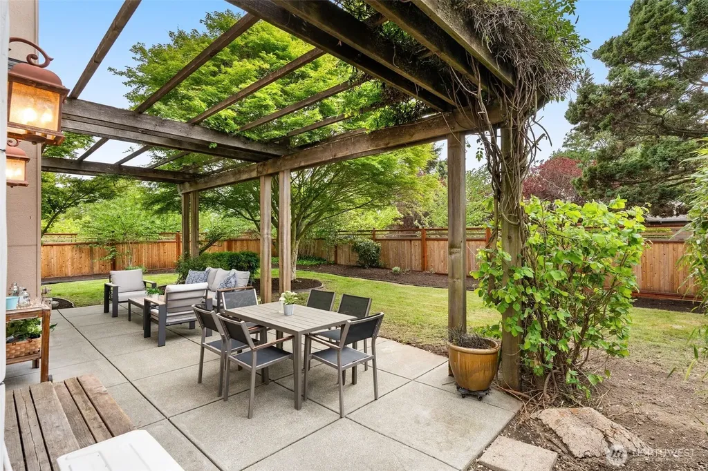 4606 S Andover Street Seattle WA 98118