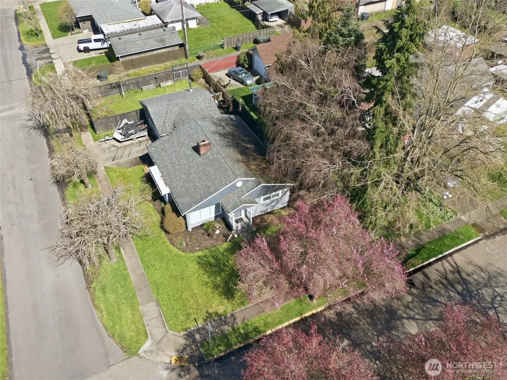 2748 Field Street Longview WA 98632