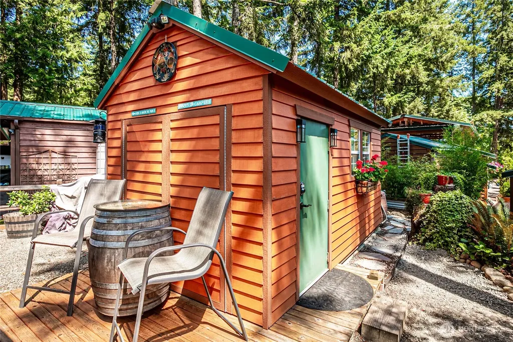 1546 Reservtion Road SE Olympia WA 98513