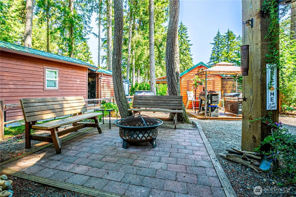1546 Reservtion Road SE Olympia WA 98513