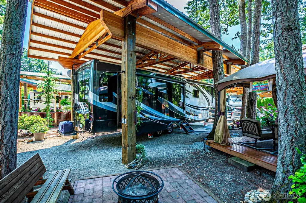 1546 Reservtion Road SE Olympia WA 98513