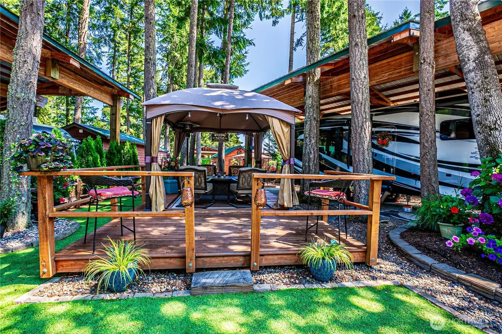 1546 Reservtion Road SE Olympia WA 98513