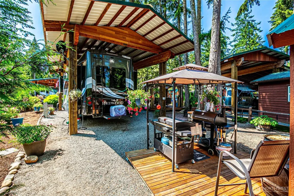 1546 Reservtion Road SE Olympia WA 98513