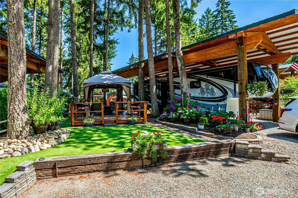 1546 Reservtion Road SE Olympia WA 98513