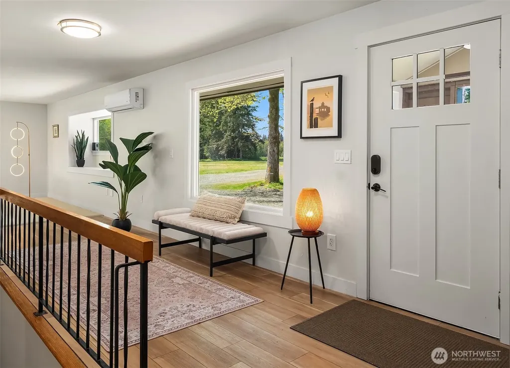 12504 SW 232nd Street Vashon WA 98070
