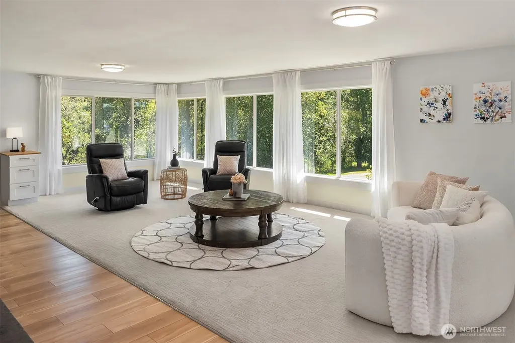 12504 SW 232nd Street Vashon WA 98070