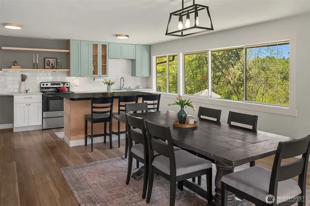 12504 SW 232nd Street Vashon WA 98070