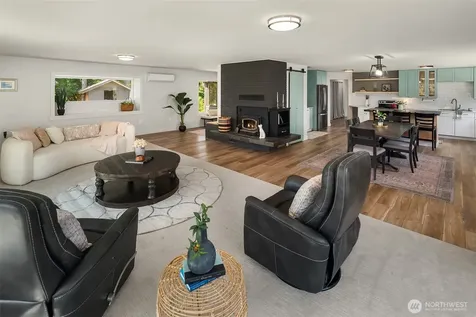 12504 SW 232nd Street Vashon WA 98070