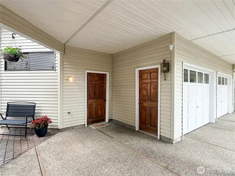 26130 134th Avenue SE Kent WA 98042