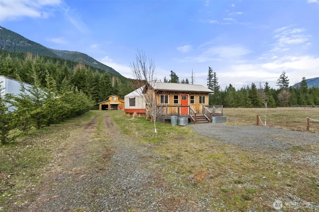 216 Eagle Peak Drive Packwood WA 98361