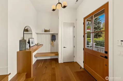 1551 NE 91st Street Seattle WA 98115