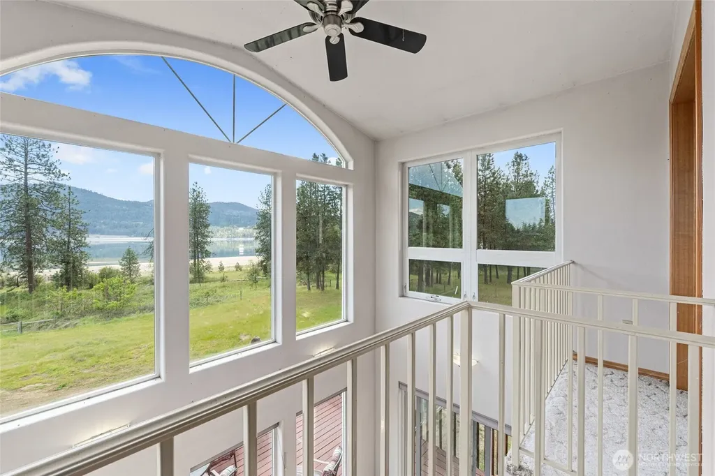 11 Echo Cove Road Kettle Falls WA 99141