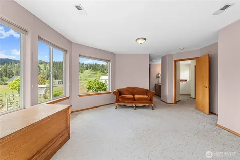11 Echo Cove Road Kettle Falls WA 99141