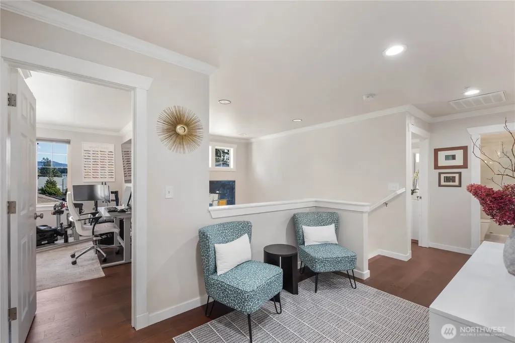 1003 Shelton Ave NE Renton WA 98056
