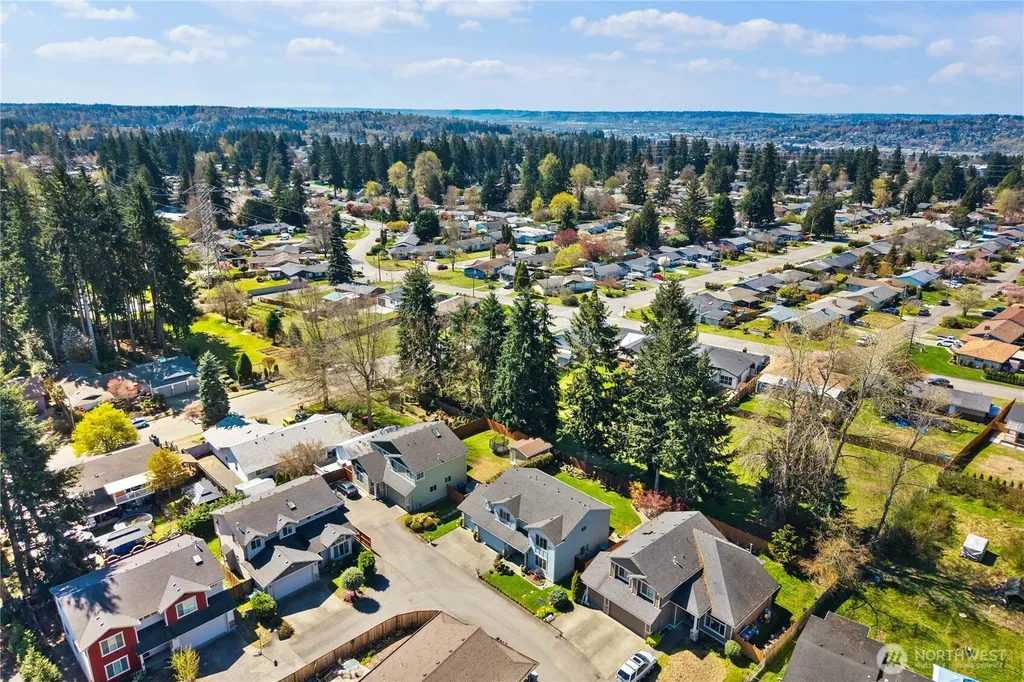 1003 Shelton Ave NE Renton WA 98056