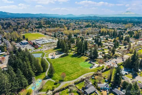 1003 Shelton Ave NE Renton WA 98056