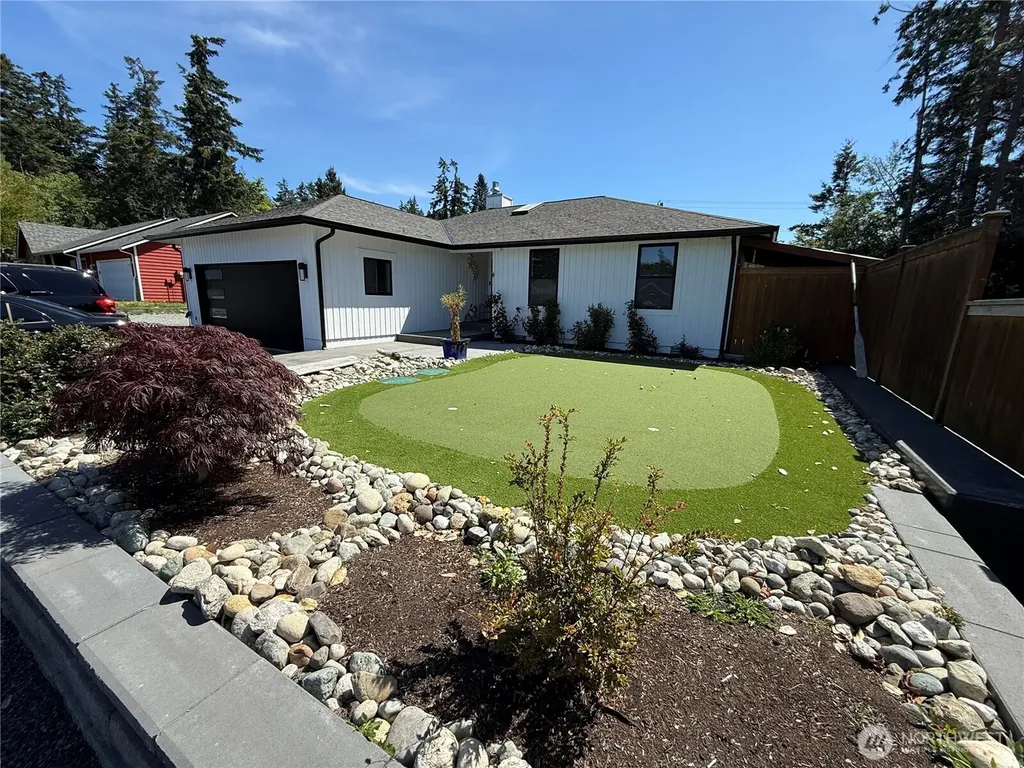 749 Commodore Lane Camano Island WA 98282