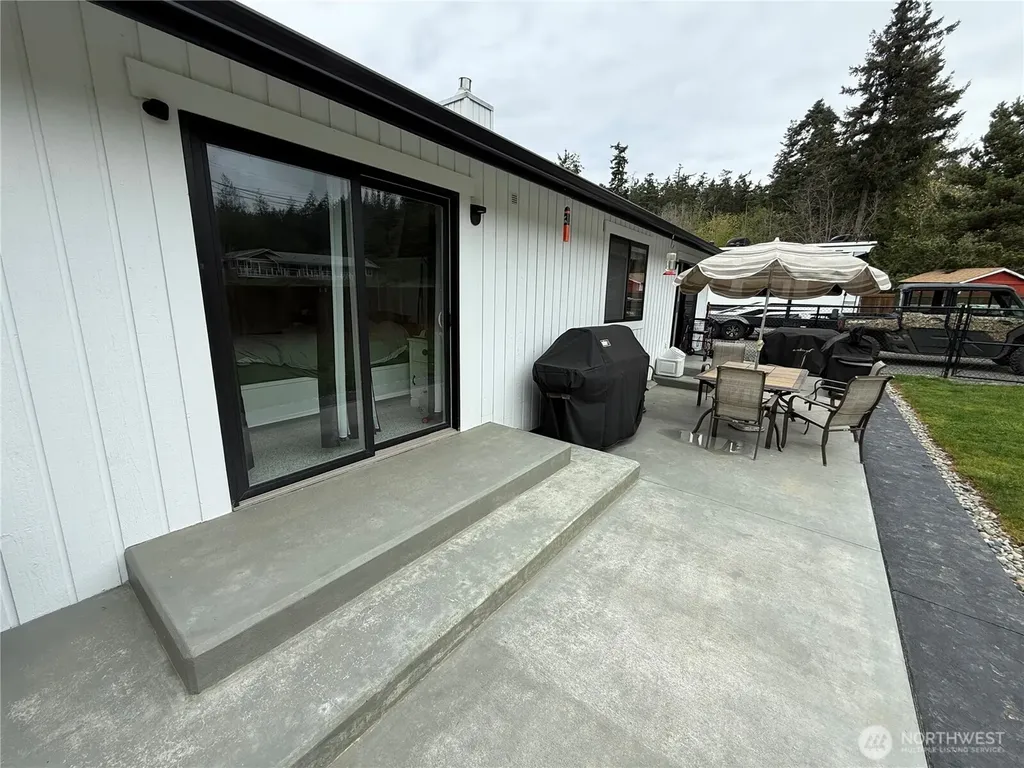 749 Commodore Lane Camano Island WA 98282
