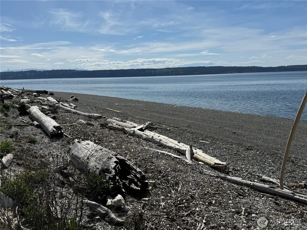 749 Commodore Lane Camano Island WA 98282