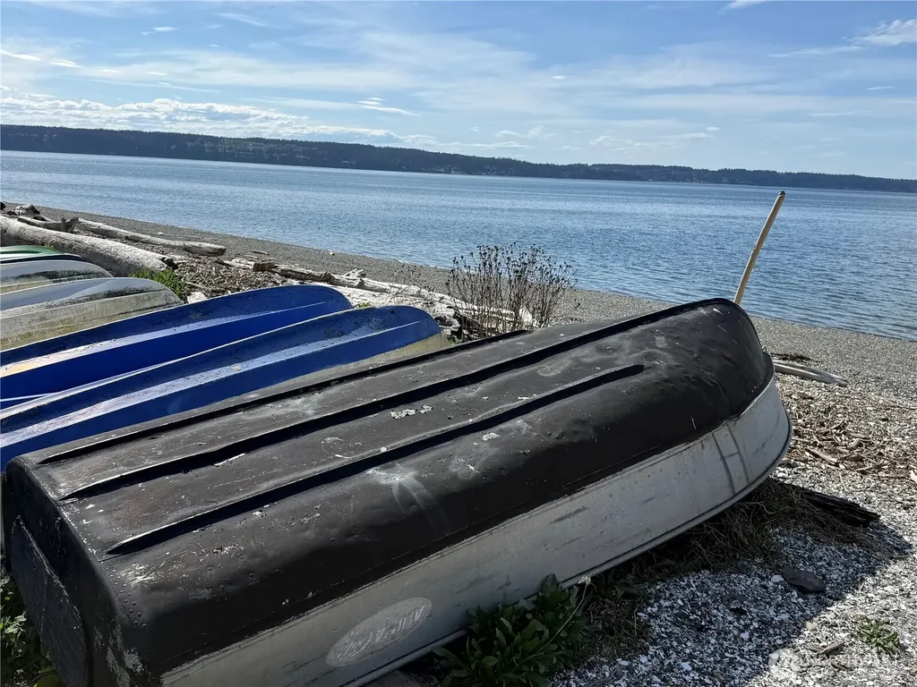 749 Commodore Lane Camano Island WA 98282