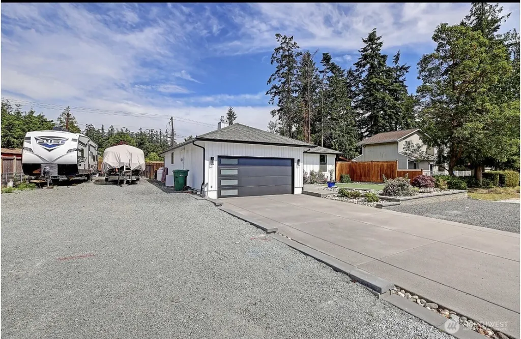 749 Commodore Lane Camano Island WA 98282
