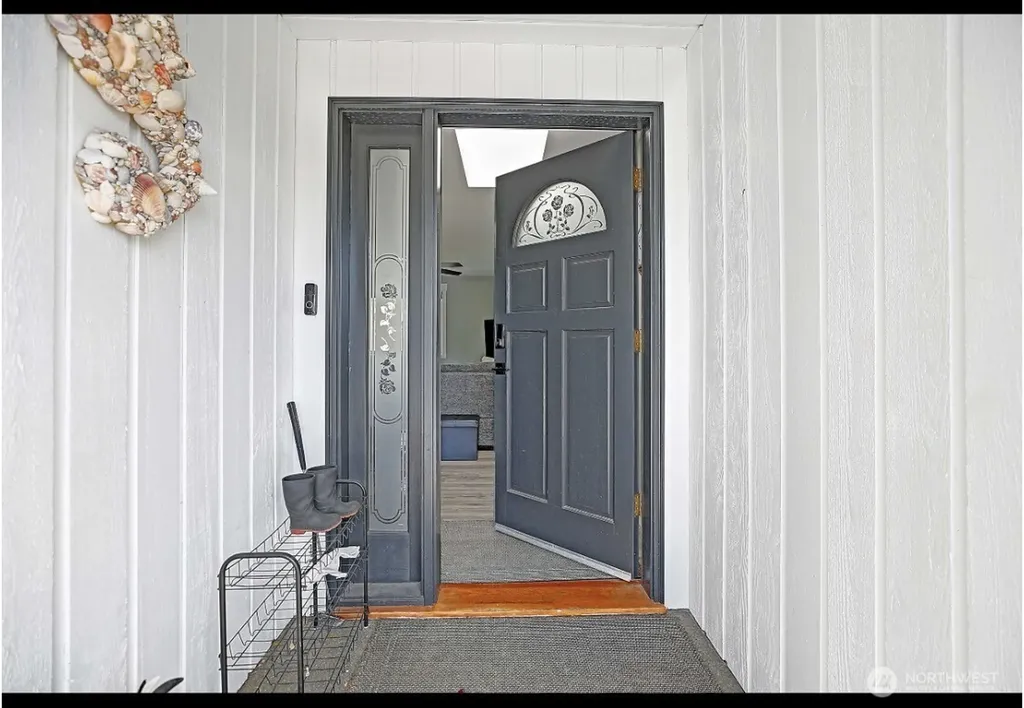749 Commodore Lane Camano Island WA 98282