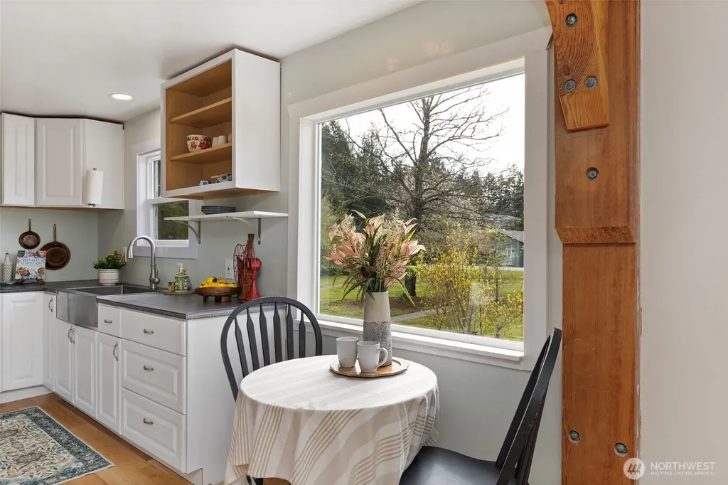 3550 NW Mountain View Road Silverdale WA 98383