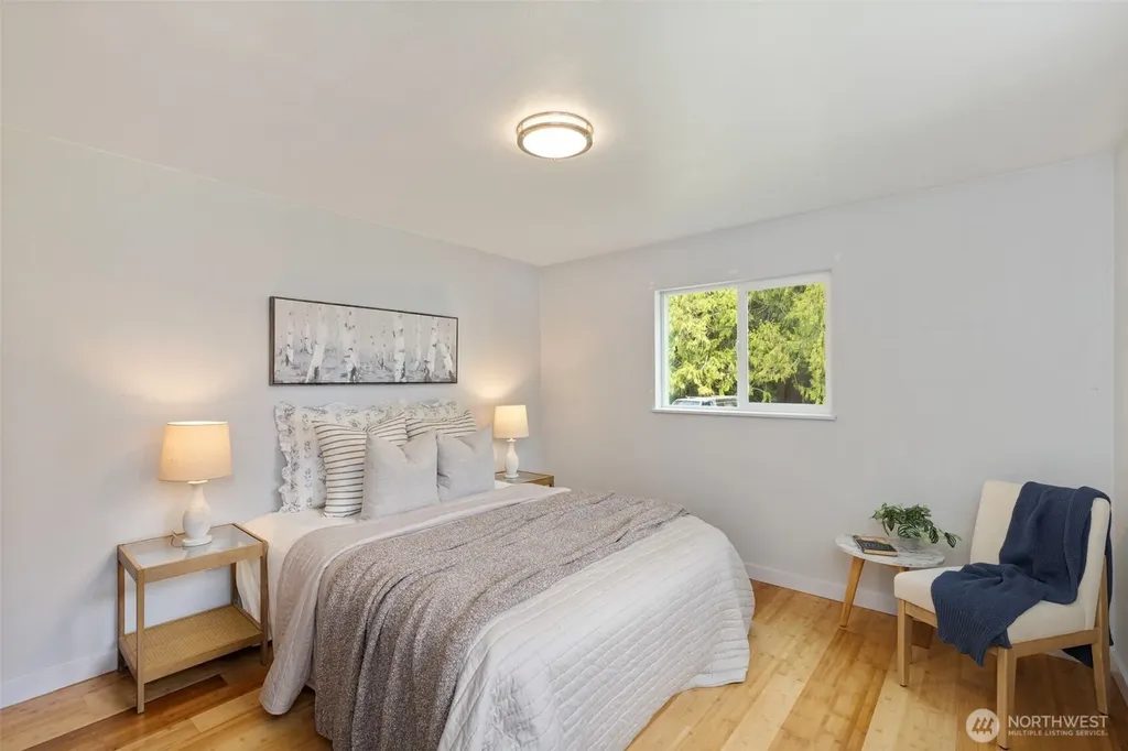 3550 NW Mountain View Road Silverdale WA 98383