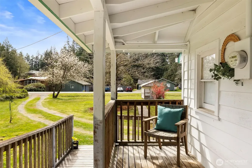 3550 NW Mountain View Road Silverdale WA 98383