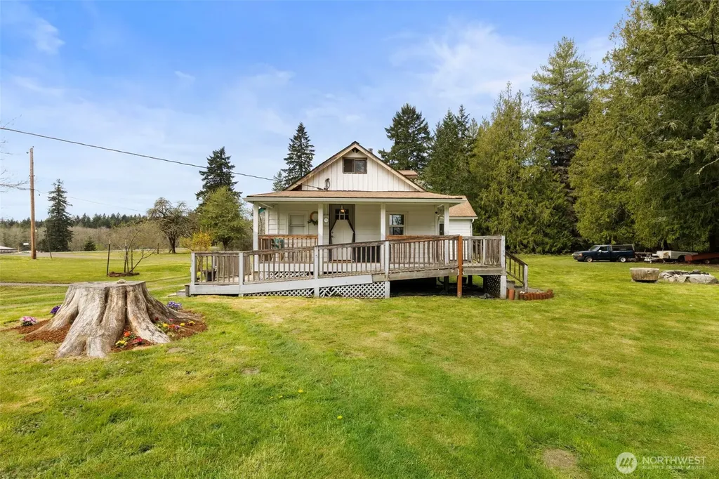 3550 NW Mountain View Road Silverdale WA 98383