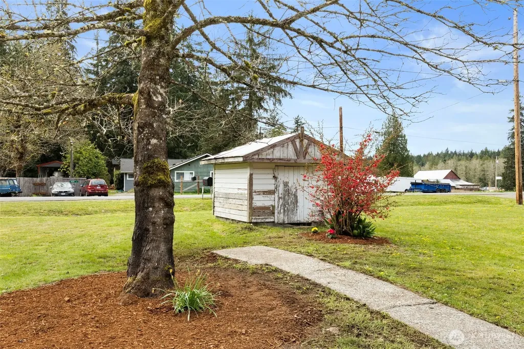 3550 NW Mountain View Road Silverdale WA 98383
