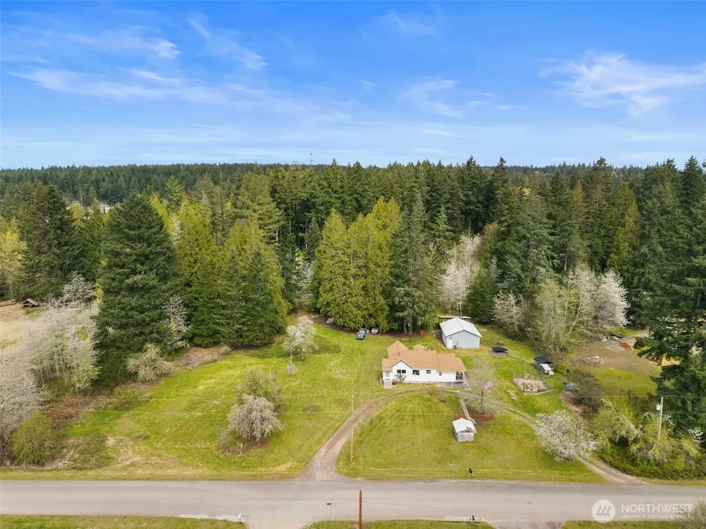 3550 NW Mountain View Road Silverdale WA 98383