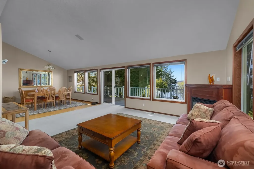 5023 Cooper Point Road NW Olympia WA 98502