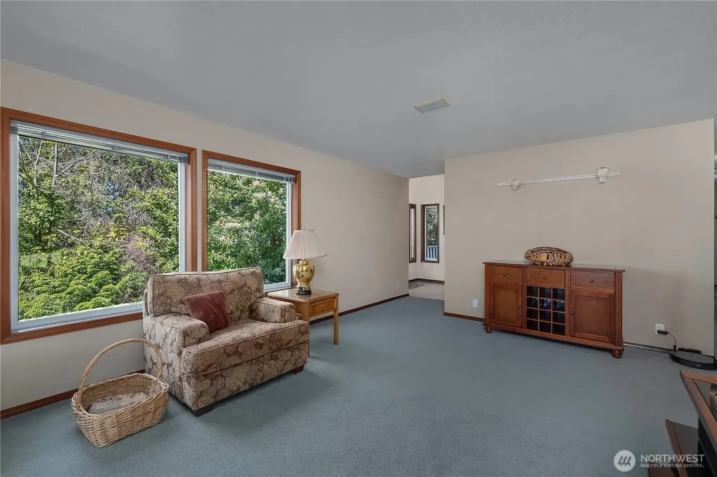 5023 Cooper Point Road NW Olympia WA 98502