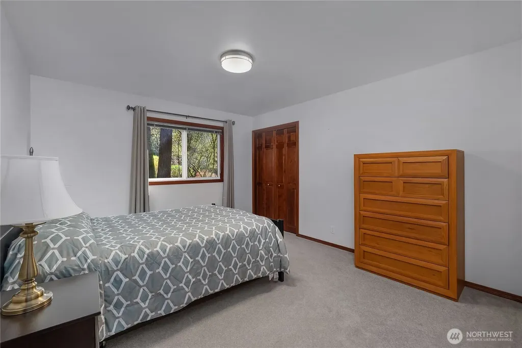 5023 Cooper Point Road NW Olympia WA 98502