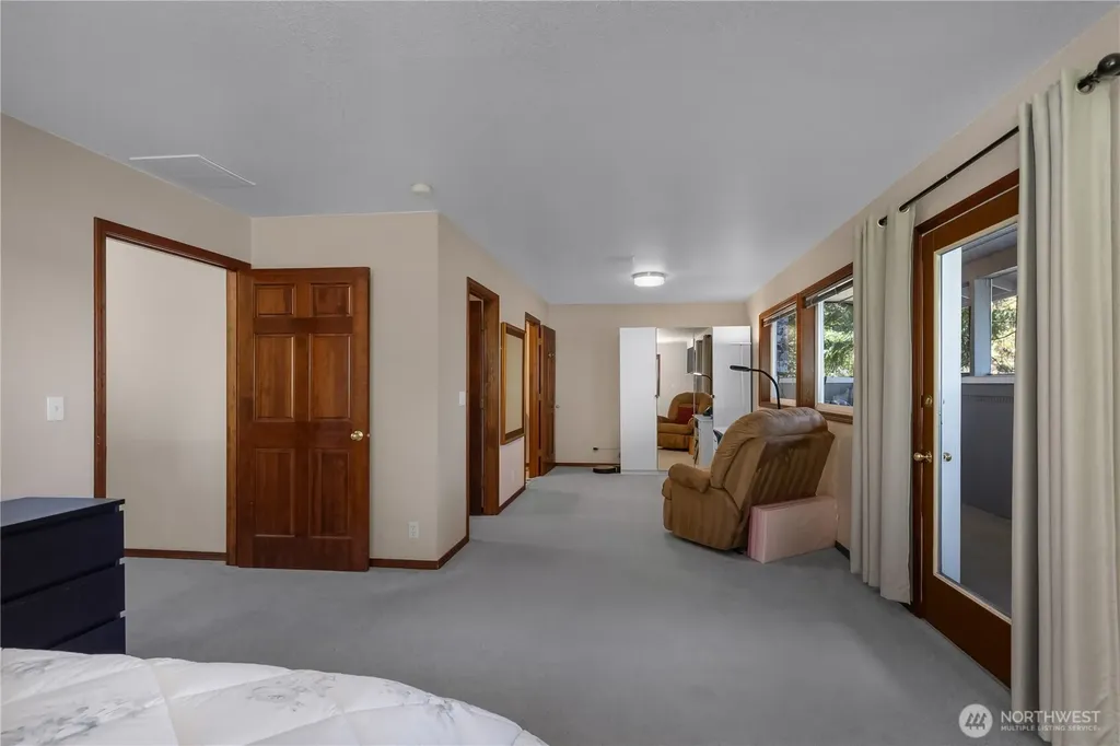 5023 Cooper Point Road NW Olympia WA 98502