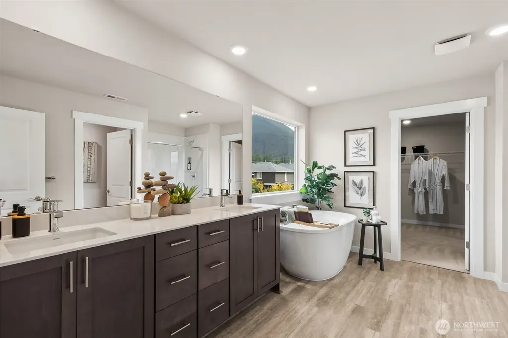 639 SE 12th Place North Bend WA 98045