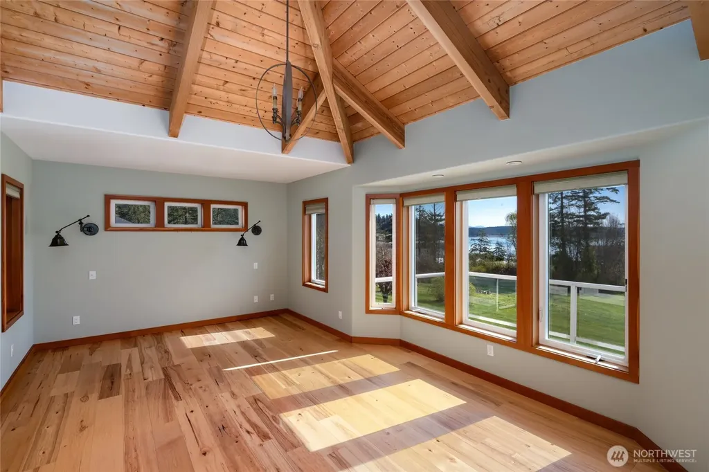 6065 Central Avenue Anacortes WA 98221