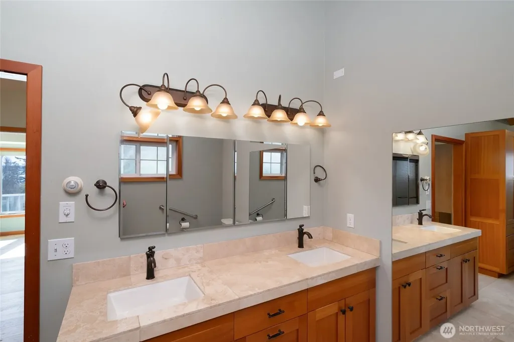 6065 Central Avenue Anacortes WA 98221