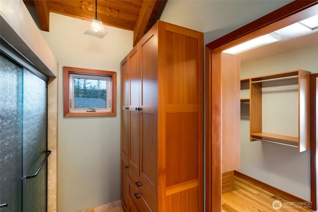6065 Central Avenue Anacortes WA 98221