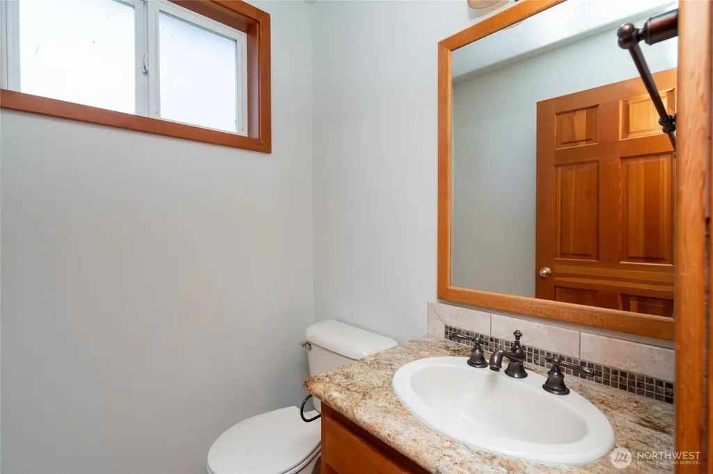 6065 Central Avenue Anacortes WA 98221