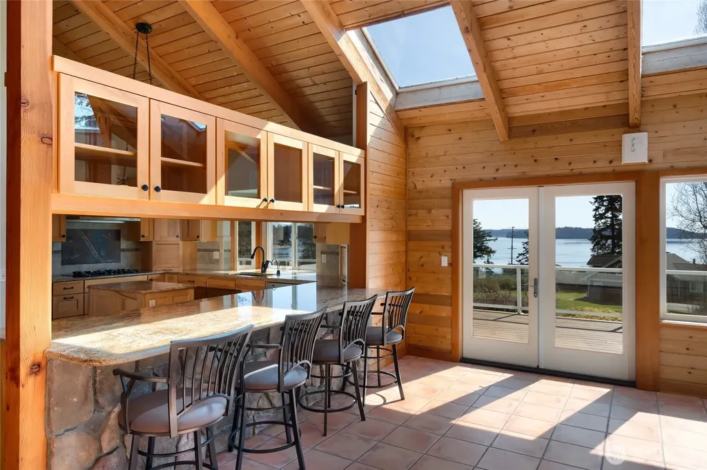 6065 Central Avenue Anacortes WA 98221